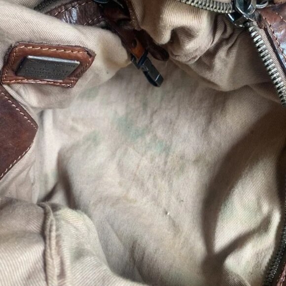 Campomaggi Studded North-South Shoulder Bag with Detachable strap - Picture 4 of 7